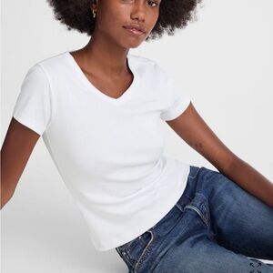 NWT V-Neck Baby Tee in Compact Cotton - white medium